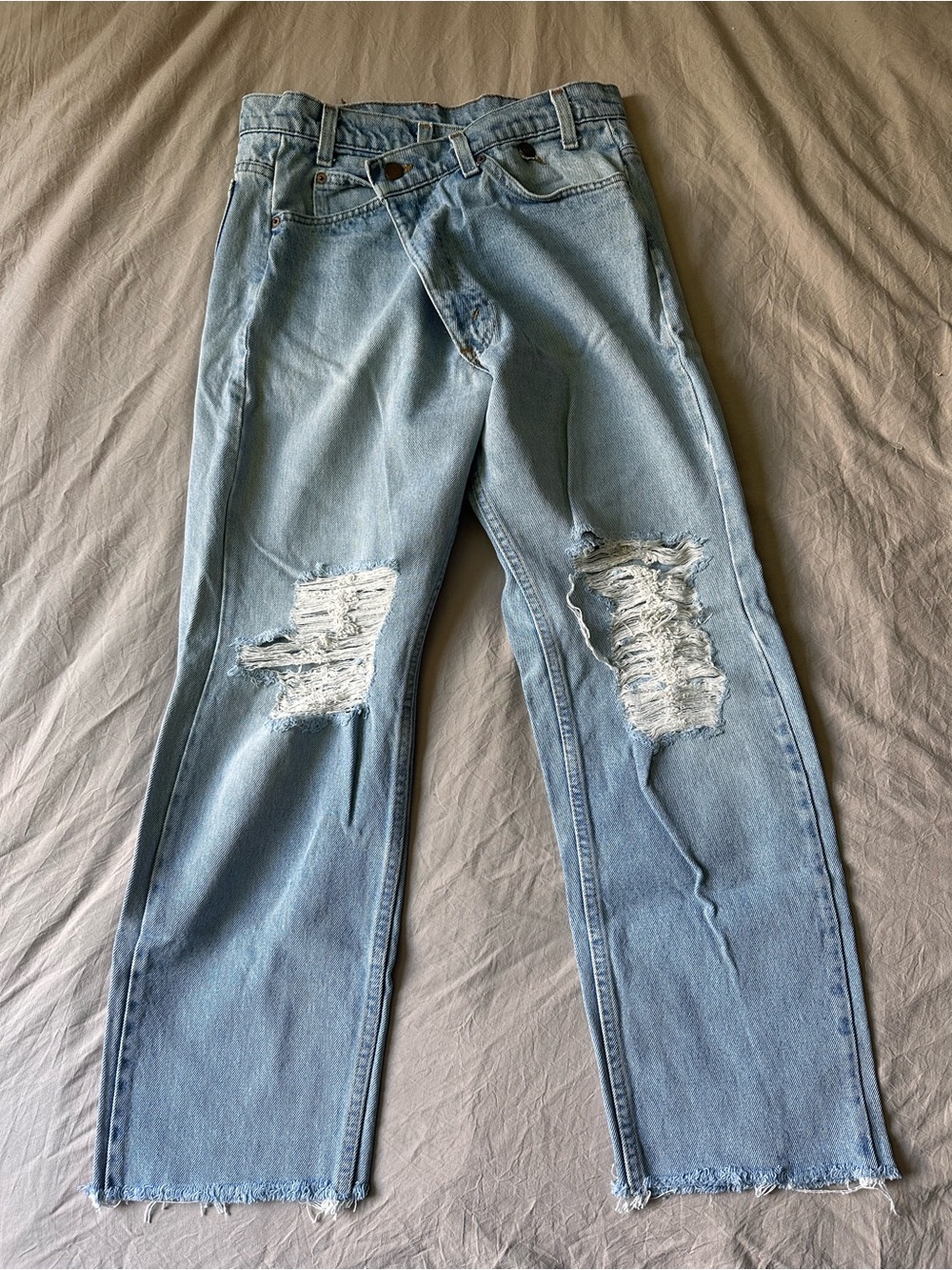 Levi's Light Blue Relaxed Ripped Women's Jeans with Crossover Waist